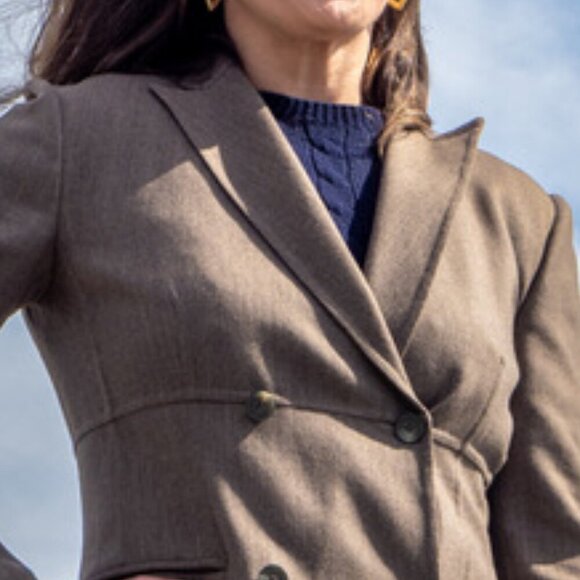 Gucci Double Breasted Fine Wool Blazer - Picture 10 of 15